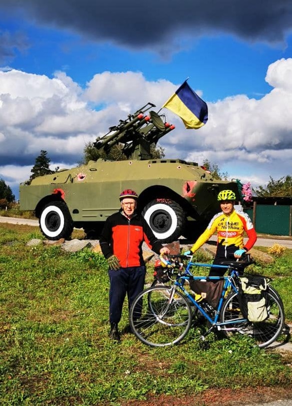 Фото учасників Сергія та Володимира